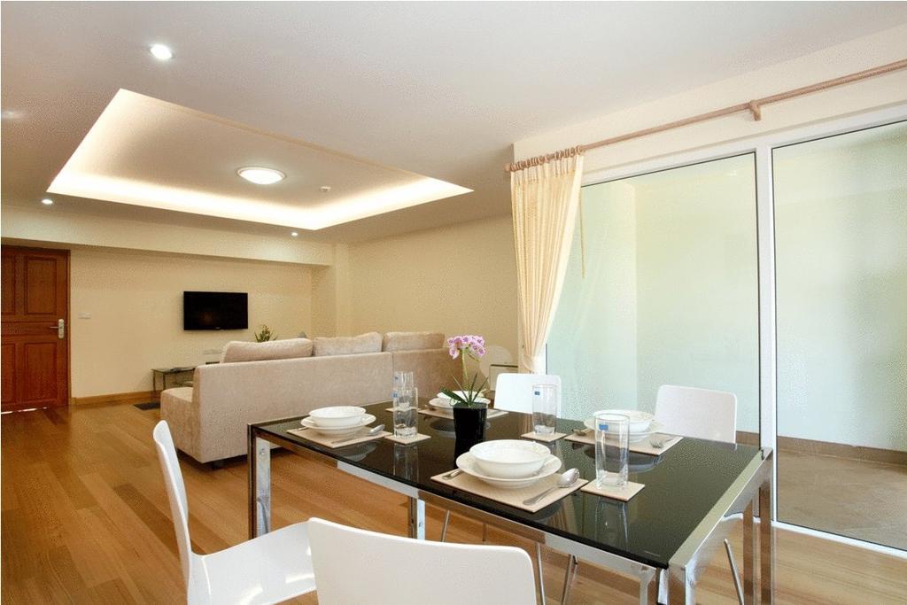 Emerald Palace Aparthotel Pattaya Room photo