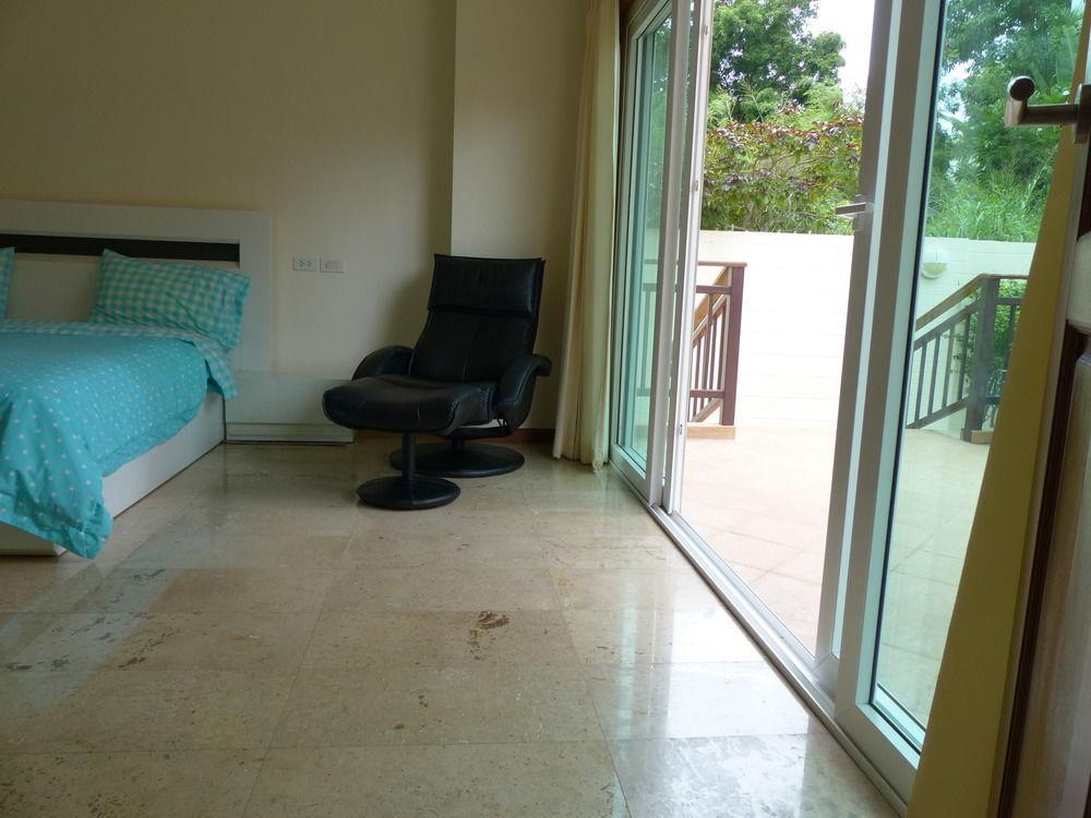 Emerald Palace Aparthotel Pattaya Exterior photo